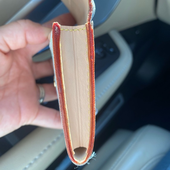 Reposhing  🤩 LV White Multicolor Flap Card coin case holder wallet 💚💛💗💙❤️💜 - Picture 11 of 16